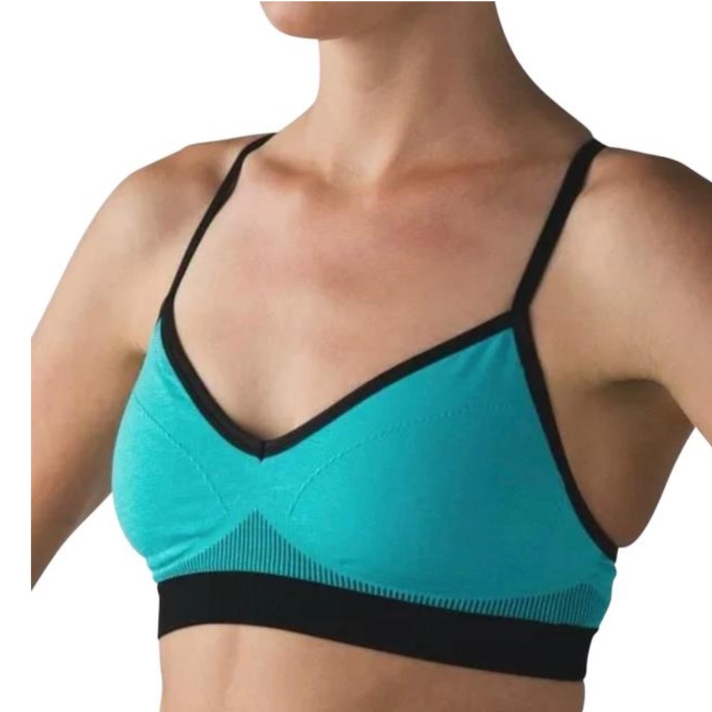 Hold Your Om II LuluLemon sports bra